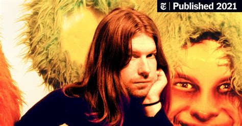  Aphex Twin – Avril 14th: Un hymne mélancolique d'ambience futuriste qui embrasse la beauté du minimalisme sonore